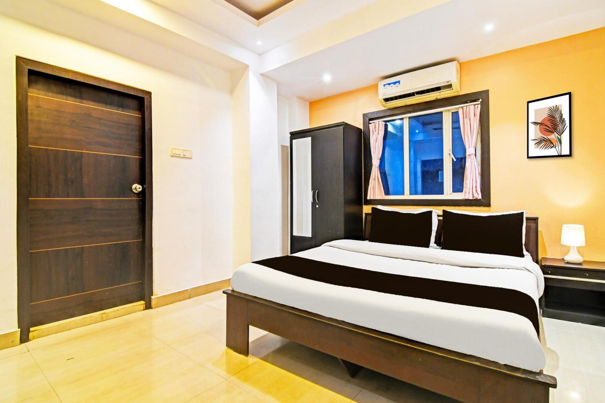 Super Hotel O Baguiati Nager Bazaar Kültér fotó